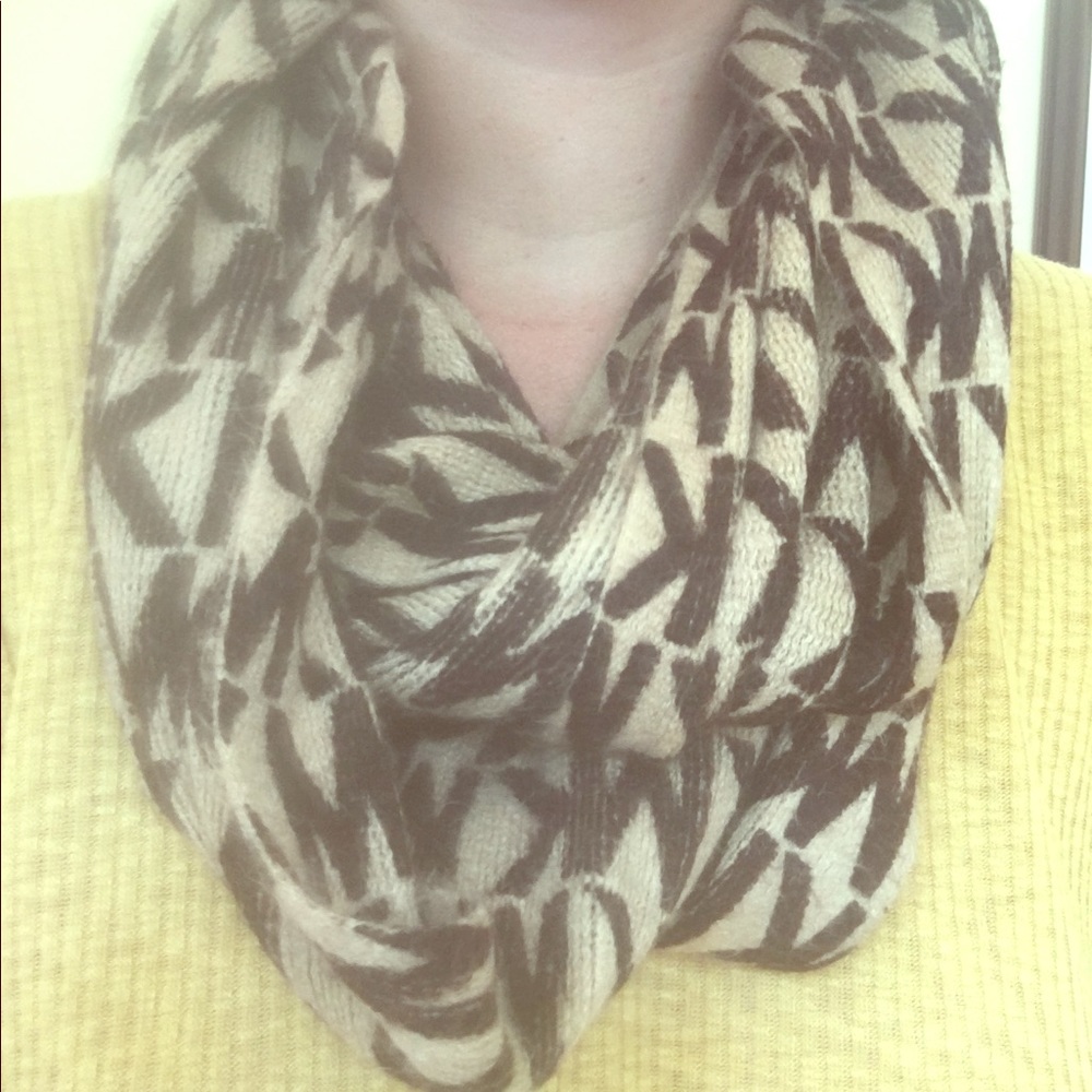 Michael Kors scarf